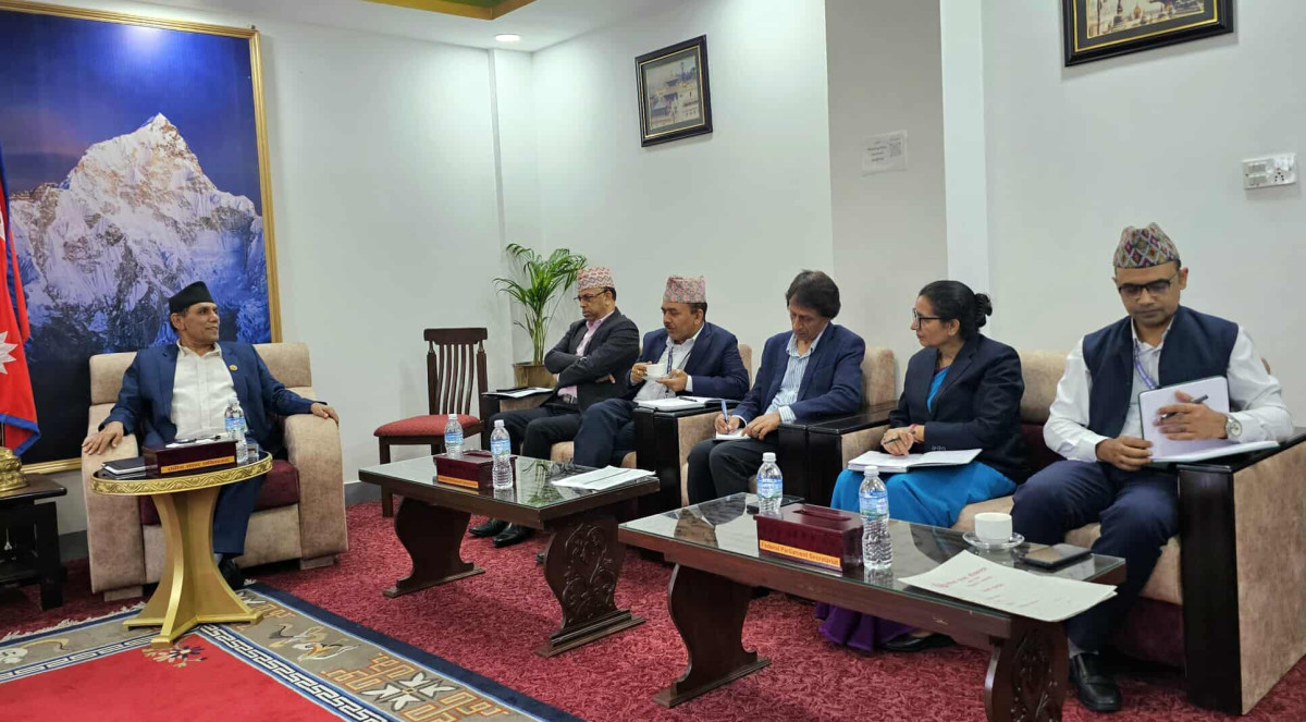 राष्ट्रियसभा अध्यक्षले गरे सचिव र समिति सभापतिसँग छलफल