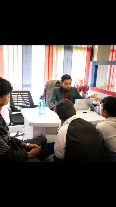 यूके सिटी–वाइज एजुकेशनल रोड शो नेपालमा भव्य रूपमा सम्पन्न, हजारौँ विद्यार्थीले पाए भर्ना र भिसा मार्गदर्शन